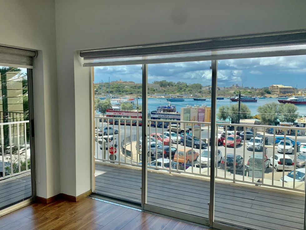 3 bed Apartment For Rent in Sliema, Sliema - thumb 2