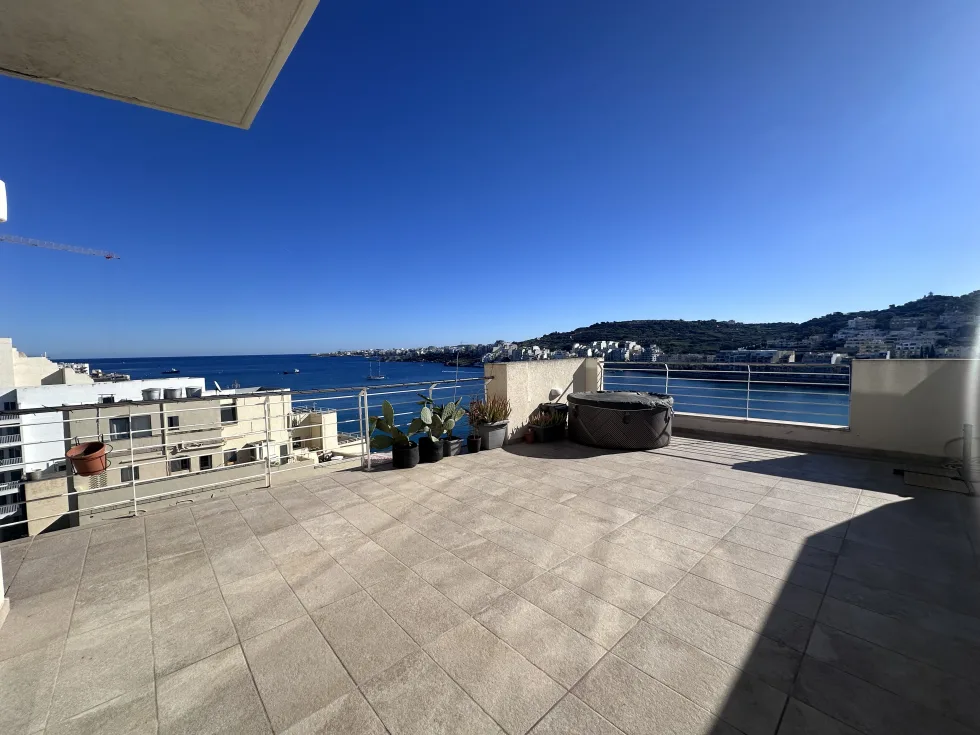 3 bed Apartment For Rent in St Paul's Bay, St Paul's Bay - thumb 1