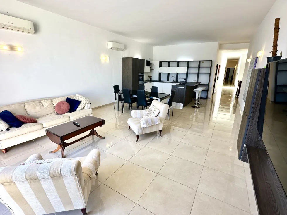 3 bed Apartment For Rent in St Paul's Bay, St Paul's Bay - thumb 8