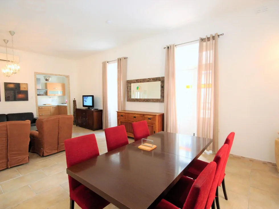 3 bed Town House For Rent in Gzira, Gzira - thumb 1