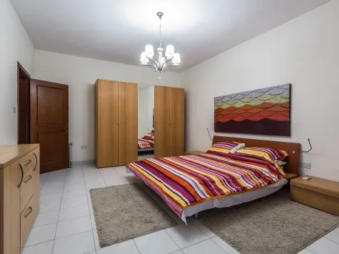 3 bed Apartment For Rent in Sliema, Sliema - thumb 6
