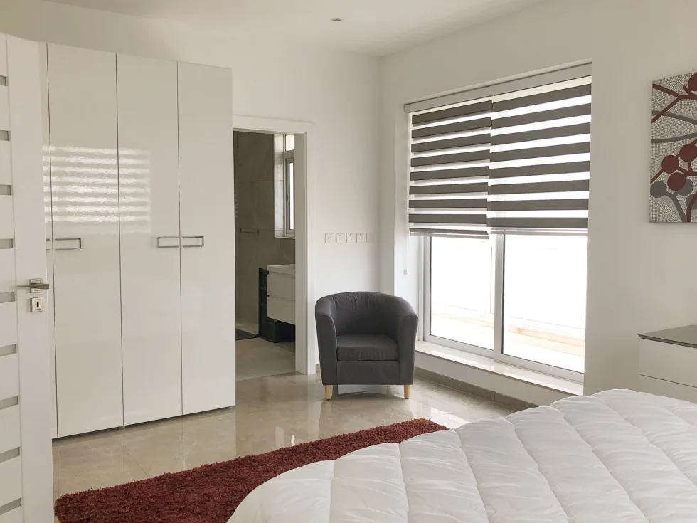 2 bed Penthouse For Rent in Sliema, Sliema - thumb 12