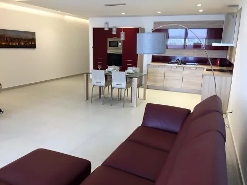 2 bed Apartment For Rent in Sliema, Sliema - thumb 2