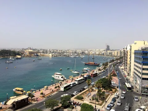 2 bed Apartment For Rent in Sliema, Sliema - thumb 4