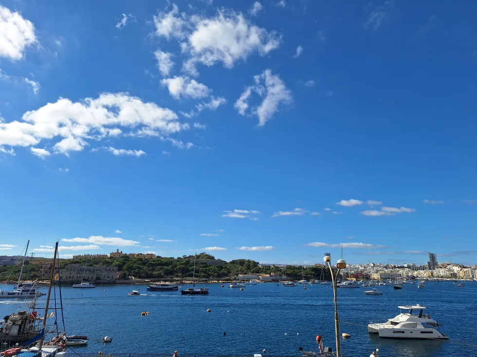 2 bed Apartment For Rent in Sliema, Sliema - thumb 1