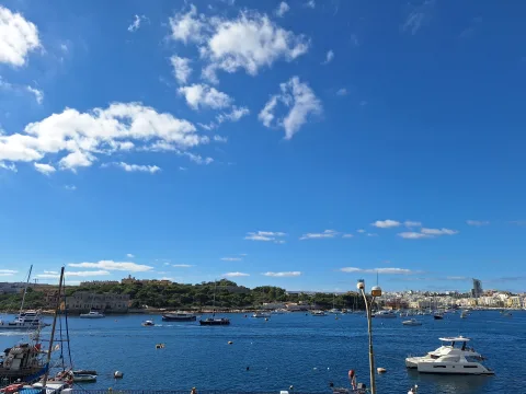 2 bed Apartment For Rent in Sliema, Sliema - thumb 1