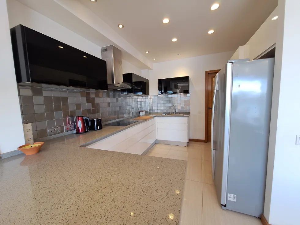 2 bed Apartment For Rent in Sliema, Sliema - thumb 10