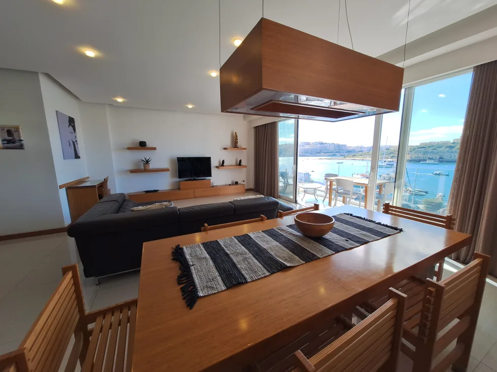 2 bed Apartment For Rent in Sliema, Sliema - thumb 8