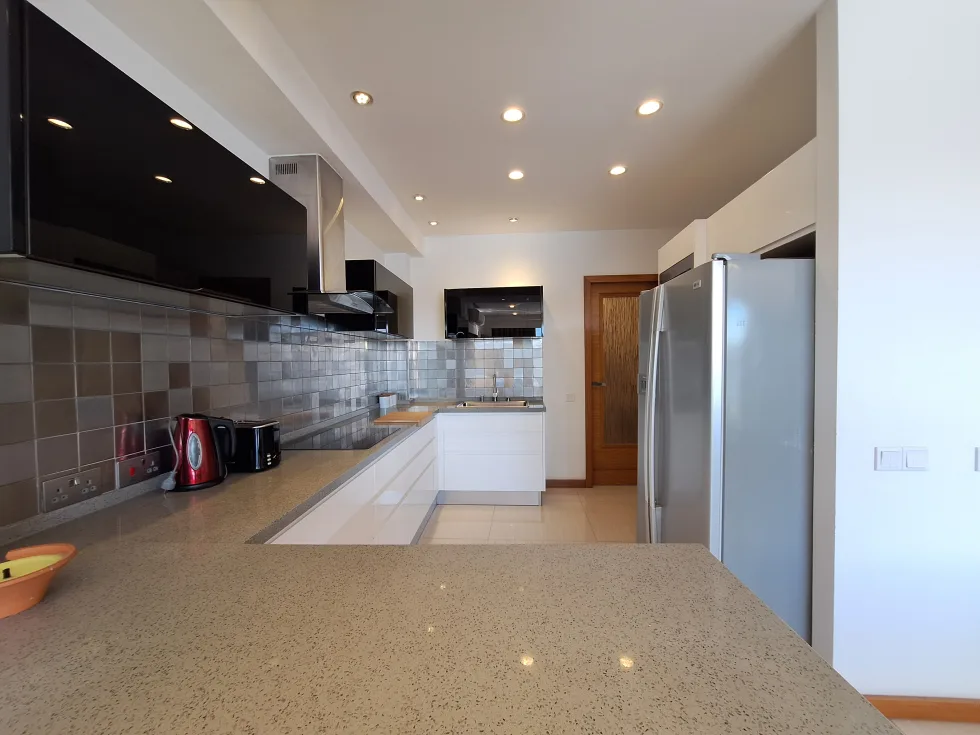 2 bed Apartment For Rent in Sliema, Sliema - thumb 9