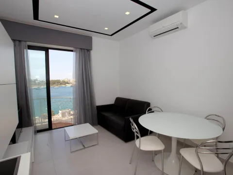 3 bed Apartment For Rent in Sliema, Sliema - thumb 2