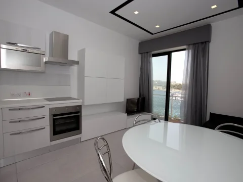 3 bed Apartment For Rent in Sliema, Sliema - thumb 4