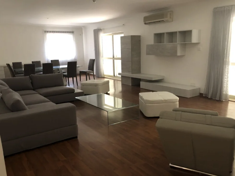 5 bed Villa For Rent in Naxxar, Naxxar - thumb 6