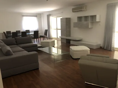 5 bed Villa For Rent in Naxxar, Naxxar - thumb 6