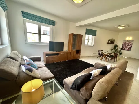 3 bed Apartment For Rent in Sliema, Sliema - thumb 1