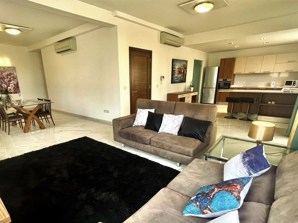 3 bed Apartment For Rent in Sliema, Sliema - thumb 2