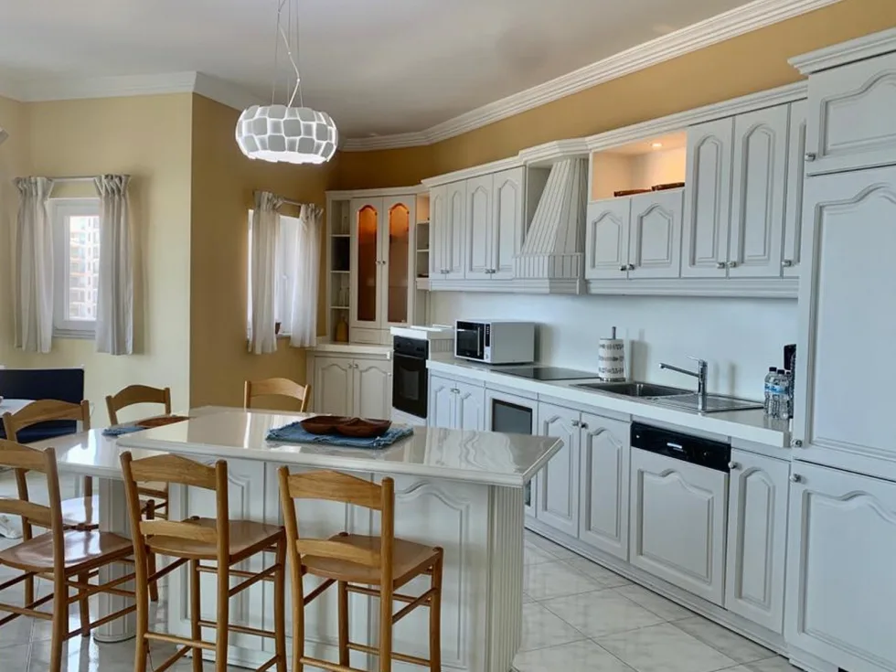 3 bed Apartment For Rent in Sliema, Sliema - thumb 4