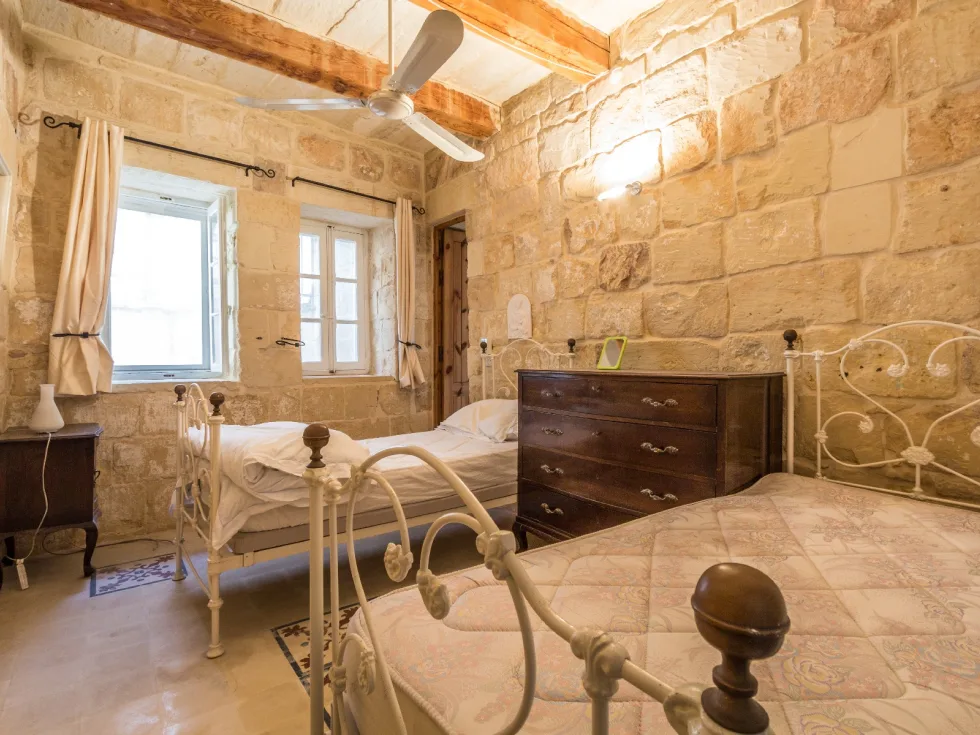 6 bed House of Character For Rent in Gharghur, Gharghur - thumb 17