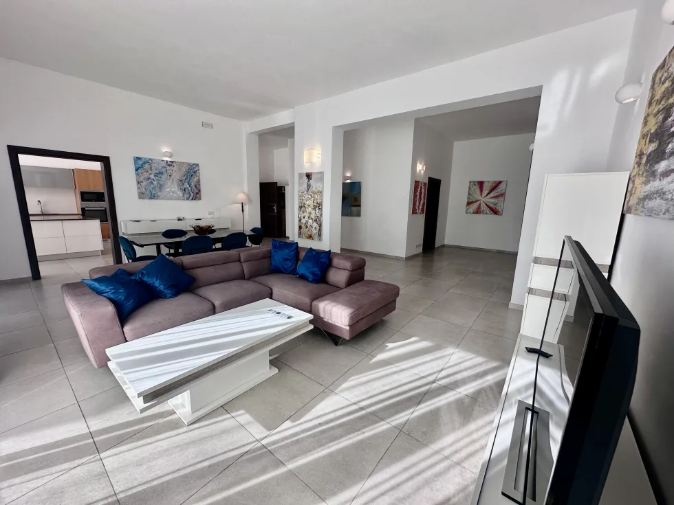 3 bed Apartment For Sale in St Paul's Bay, St Paul's Bay - thumb 2