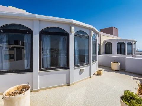 2 bed Penthouse For Rent in St Julian's, St Julian's - thumb 9