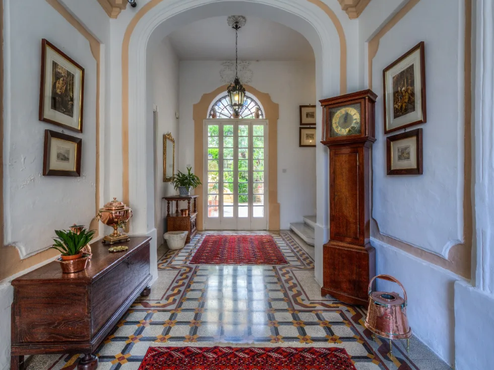 7 bed Town House For Sale in St Julian's, St Julian's - thumb 1