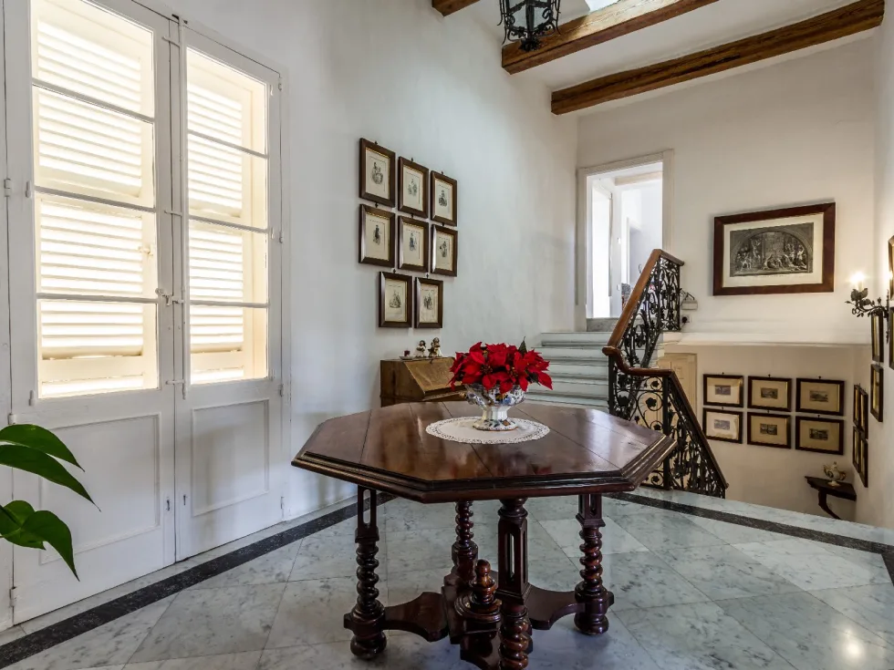7 bed Town House For Sale in St Julian's, St Julian's - thumb 10