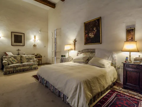 7 bed Town House For Sale in St Julian's, St Julian's - thumb 11