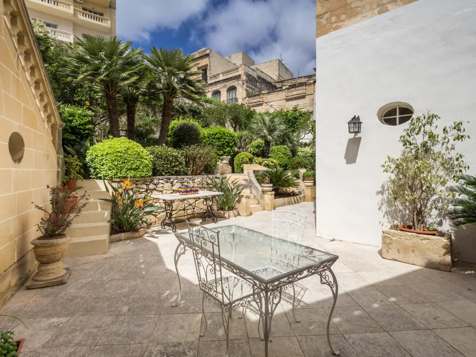 7 bed Town House For Sale in St Julian's, St Julian's - thumb 15