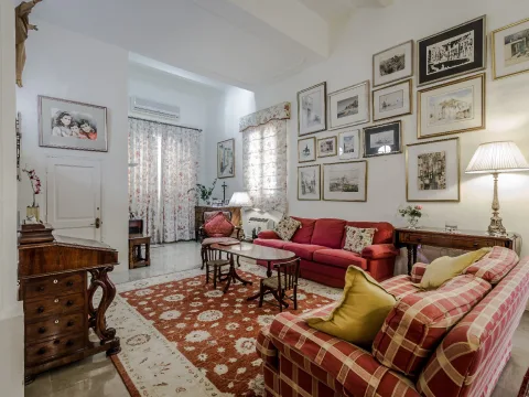 7 bed Town House For Sale in St Julian's, St Julian's - thumb 7