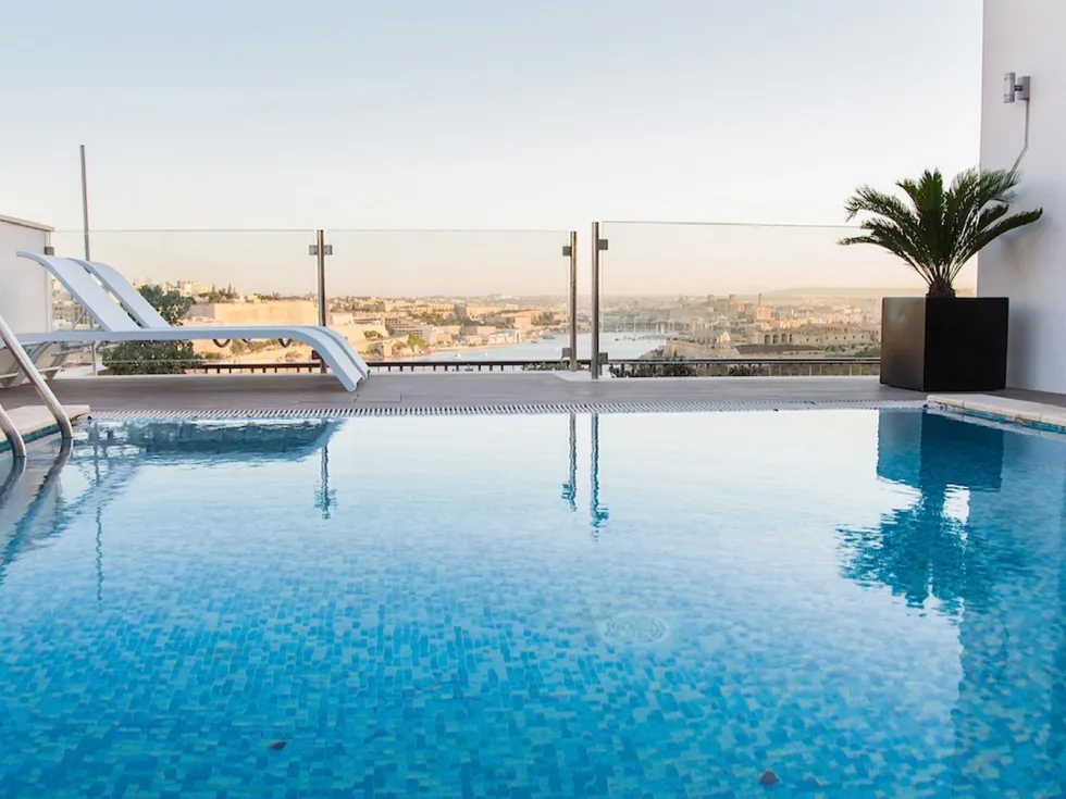 3 bed Penthouse For Rent in Sliema, Sliema - thumb 1