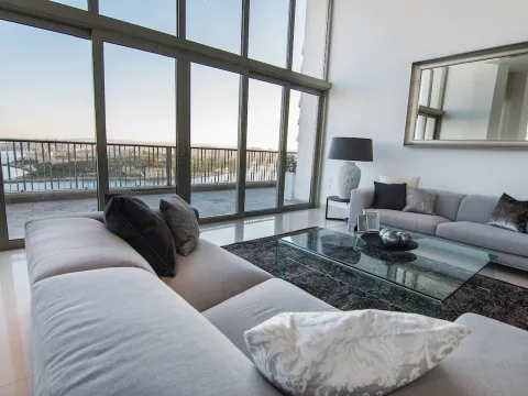 3 bed Penthouse For Rent in Sliema, Sliema - thumb 3