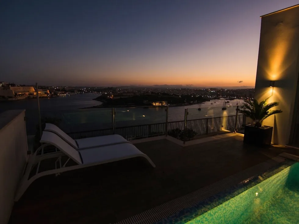 3 bed Penthouse For Rent in Sliema, Sliema - thumb 6