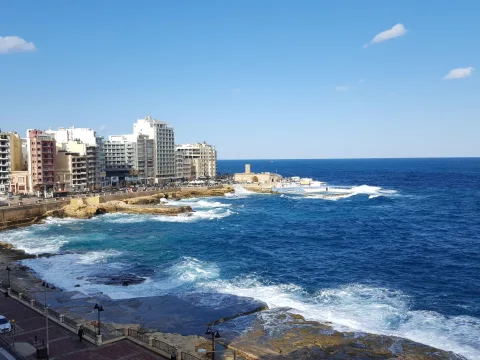 3 bed Apartment For Rent in Sliema, Sliema - thumb 1