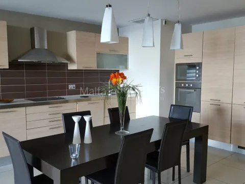 3 bed Apartment For Rent in Sliema, Sliema - thumb 3