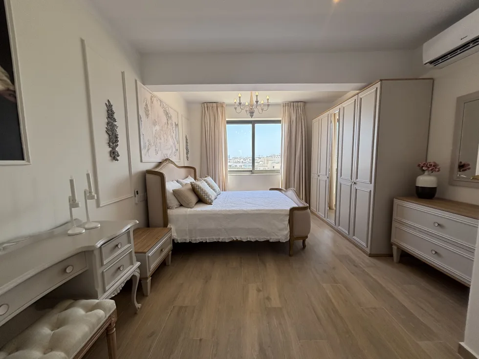 3 bed Apartment For Rent in Sliema, Sliema - thumb 16