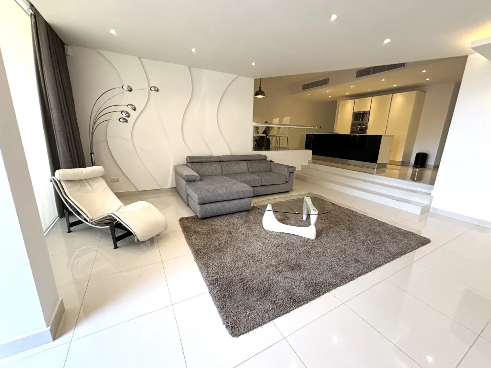 3 bed Maisonette For Rent in Swieqi, Swieqi - thumb 1