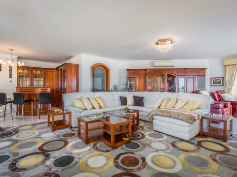 7 bed Villa For Sale in Mellieha, Mellieha - thumb 9