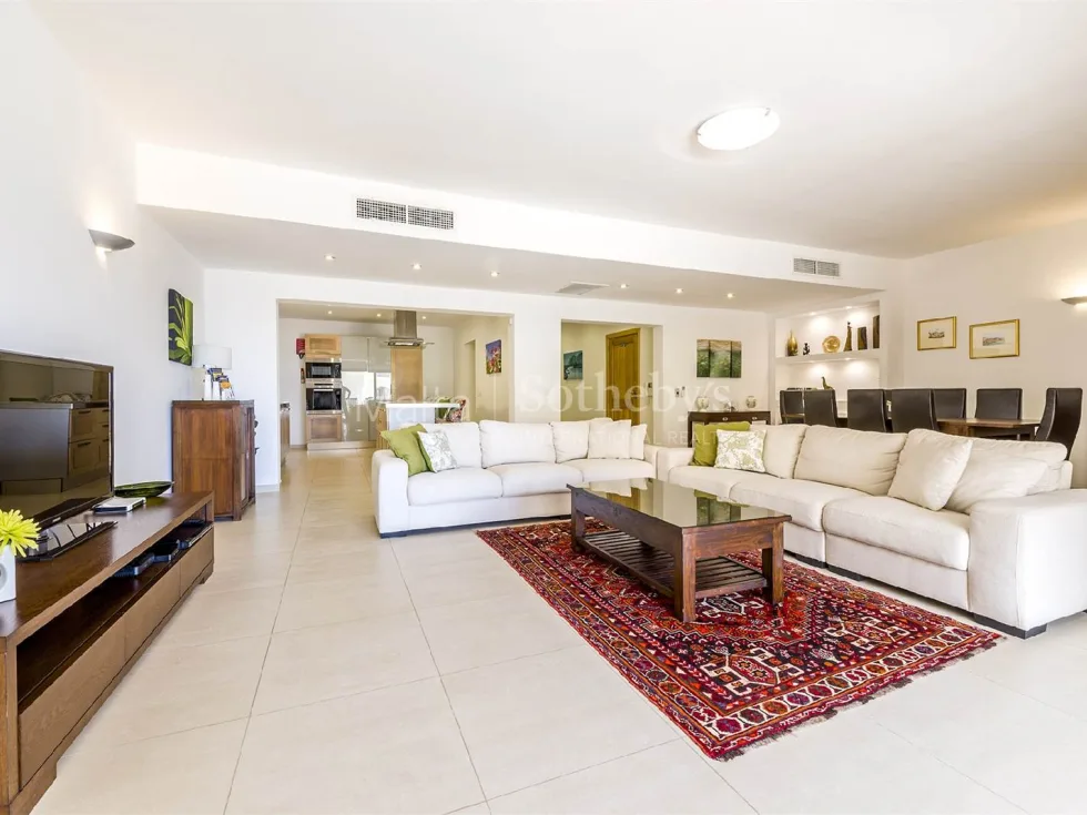 3 bed Apartment For Rent in Mellieha, Mellieha - thumb 1