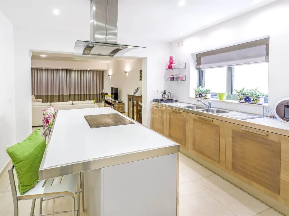 3 bed Apartment For Rent in Mellieha, Mellieha - thumb 7