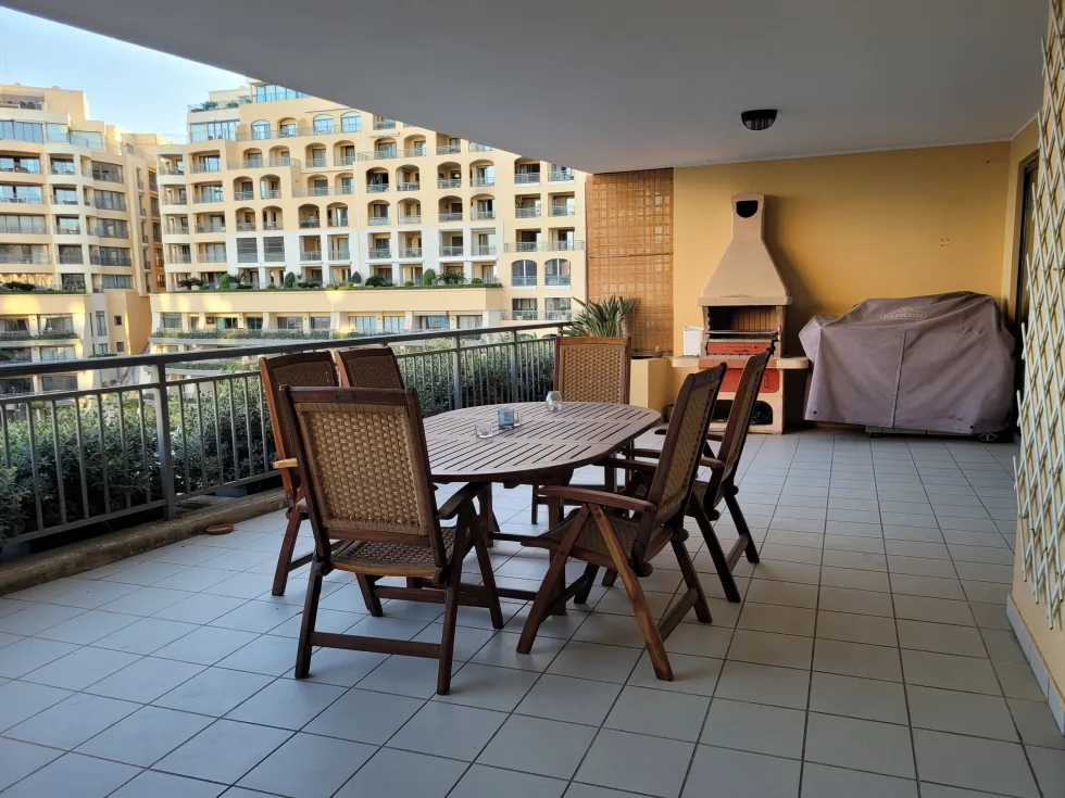 3 bed Apartment For Rent in St Julian's, St Julian's - thumb 3