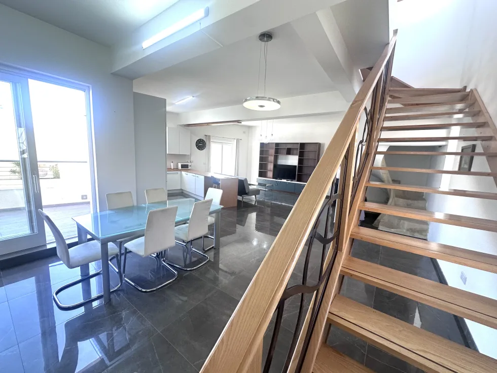2 bed Penthouse For Rent in Sliema, Sliema - thumb 4