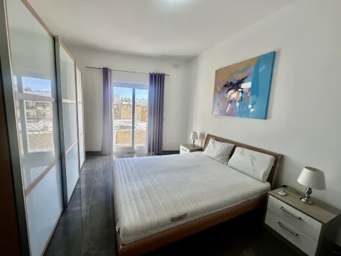 2 bed Penthouse For Rent in Sliema, Sliema - thumb 9
