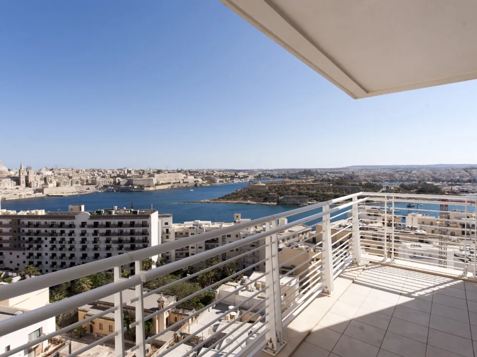 2 bed Apartment For Rent in Sliema, Sliema - thumb 1