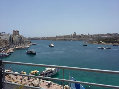 0 bed Office For Rent in Sliema, Sliema - thumb 1