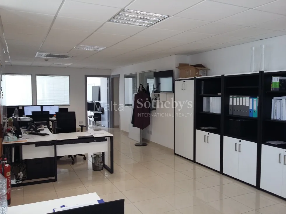 0 bed Office For Rent in Sliema, Sliema - thumb 4