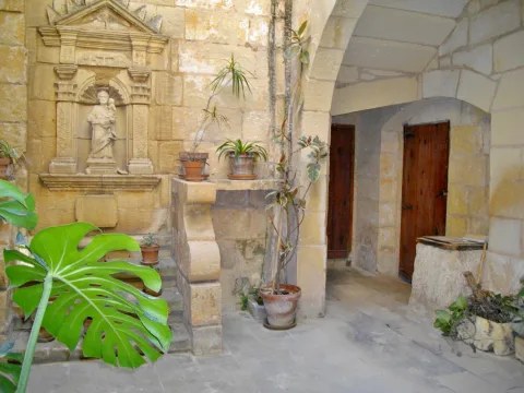 0 bed Office For Rent in Mosta, Mosta - thumb 1