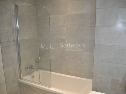 3 bed Apartment For Rent in Sliema, Sliema - thumb 7