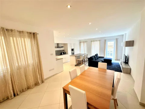 3 bed Apartment For Rent in Sliema, Sliema - thumb 6