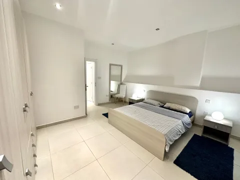 3 bed Apartment For Rent in Sliema, Sliema - thumb 7