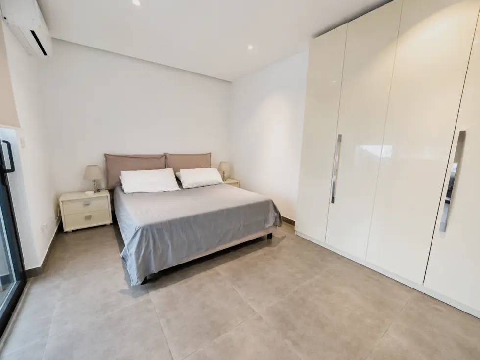 2 bed Apartment For Rent in Sliema, Sliema - thumb 8