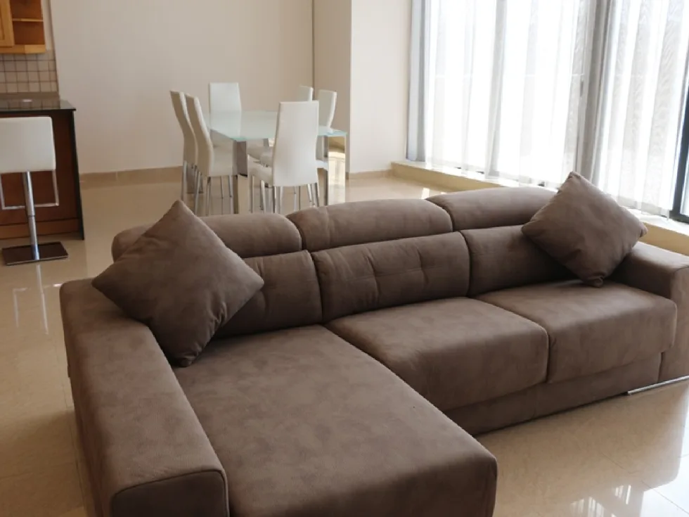 3 bed Penthouse For Rent in St Julian's, St Julian's - thumb 2